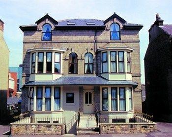 Harrogate Suites - Blue エクステリア 写真